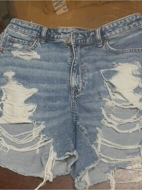 American Eagle Light Wash Blue Denim boyfriend Jeans size 10